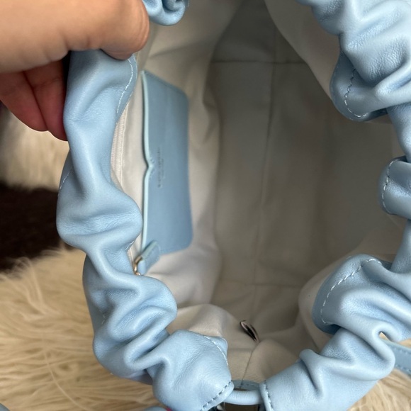 *Kate Spade bucket bag - Picture 7 of 11